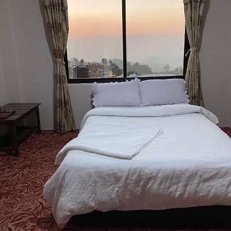 Nayagaun Village Resort Nagarkot Buitenkant foto