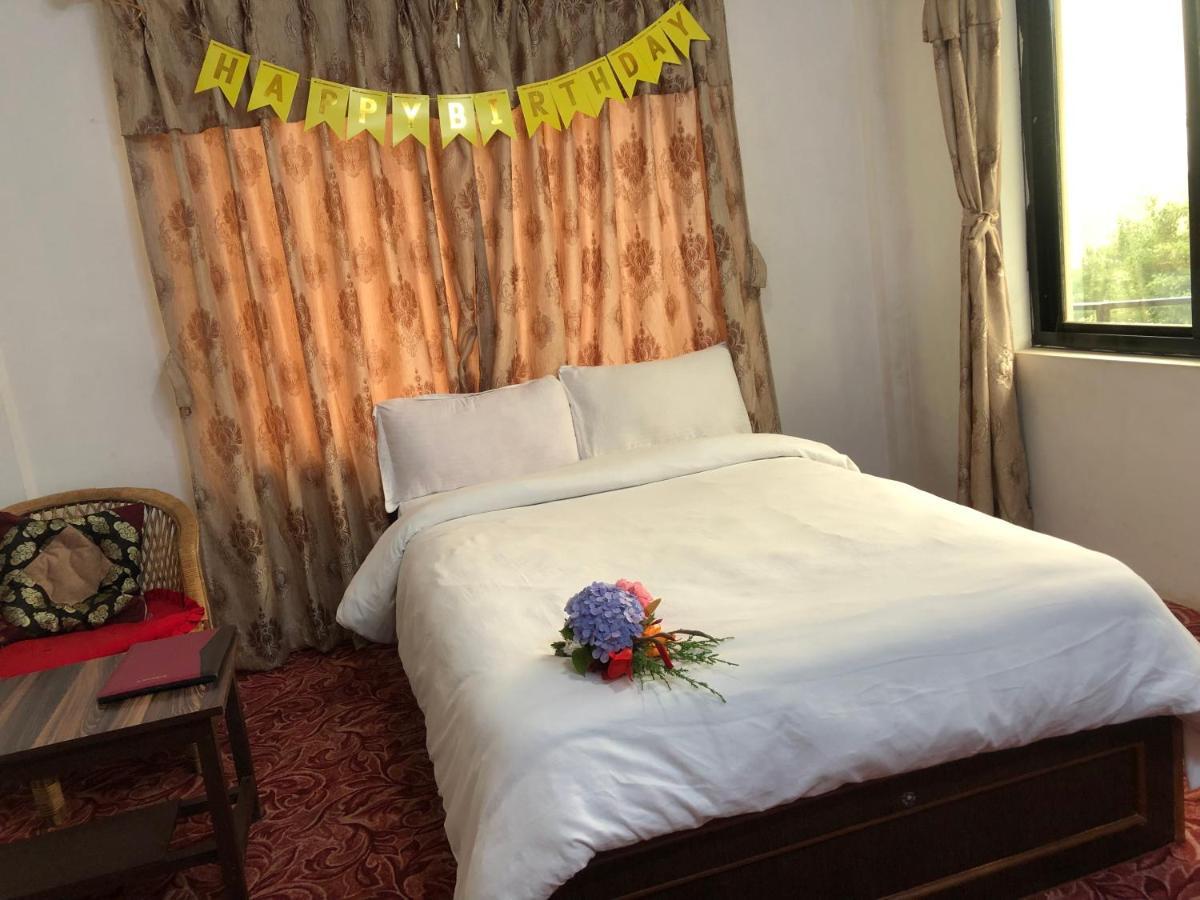 Nayagaun Village Resort Nagarkot Buitenkant foto